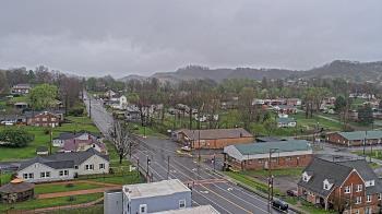 Weather camera view of Russell County Courthouse.