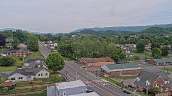 Weather camera view of Russell County Courthouse.