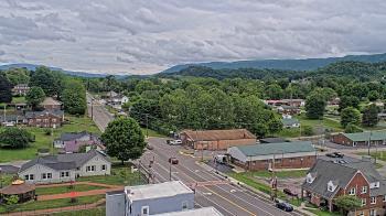 Weather camera view of Russell County Courthouse.