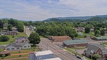 Weather camera view of Russell County Courthouse.