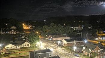 Weather camera view of Russell County Courthouse.
