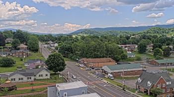 Weather camera view of Russell County Courthouse.