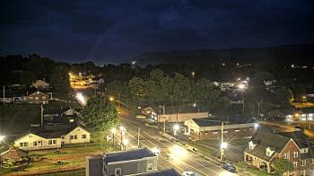 Weather camera view of Russell County Courthouse.