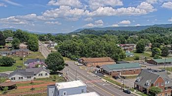 Weather camera view of Russell County Courthouse.