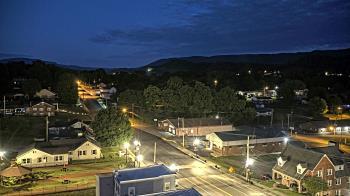 Weather camera view of Russell County Courthouse.