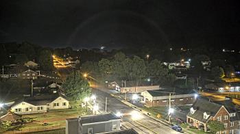 Weather camera view of Russell County Courthouse.