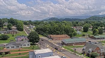 Weather camera view of Russell County Courthouse.