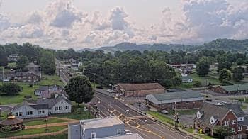 Weather camera view of Russell County Courthouse.