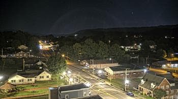 Weather camera view of Russell County Courthouse.