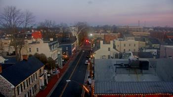 Weather camera view of Town of Leesburg.