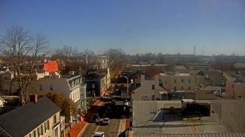 Weather camera view of Town of Leesburg.