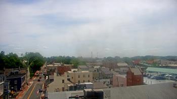 Weather camera view of Town of Leesburg.