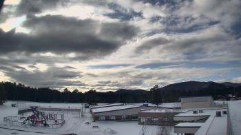Weather camera view of Stuart M Townsend Elementary School.