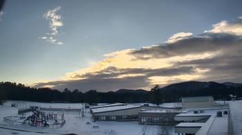 Weather camera view of Stuart M Townsend Elementary School.