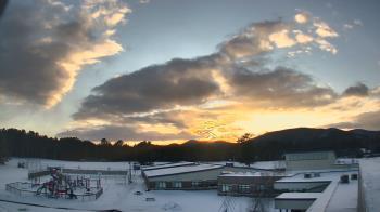Weather camera view of Stuart M Townsend Elementary School.