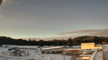 Weather camera view of Stuart M Townsend Elementary School.