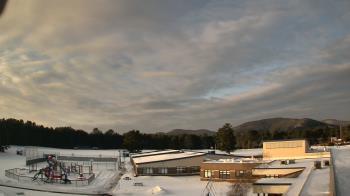 Weather camera view of Stuart M Townsend Elementary School.