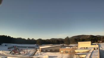 Weather camera view of Stuart M Townsend Elementary School.