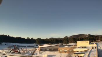 Weather camera view of Stuart M Townsend Elementary School.