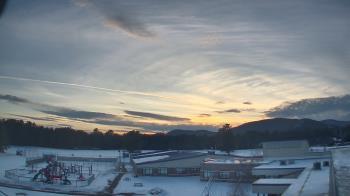 Weather camera view of Stuart M Townsend Elementary School.