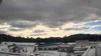 Weather camera view of Stuart M Townsend Elementary School.