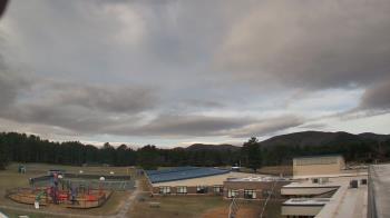 Weather camera view of Stuart M Townsend Elementary School.