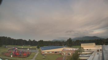 Weather camera view of Stuart M Townsend Elementary School.