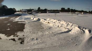 Weather camera view of Laker ES.