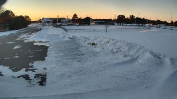 Weather camera view of Laker ES.