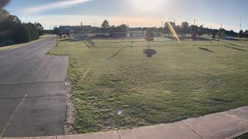 Weather camera view of Laker ES.