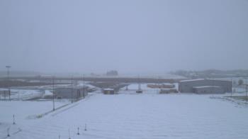 Weather camera view of Lowell MS.