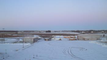 Weather camera view of Lowell MS.