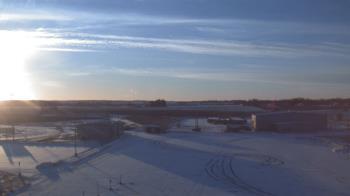 Weather camera view of Lowell MS.