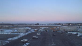 Weather camera view of Lowell MS.