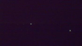 Weather camera view of Lowell MS.