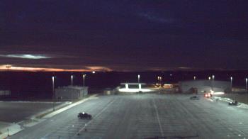 Weather camera view of Lowell MS.