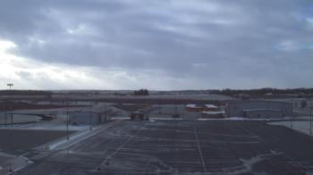 Weather camera view of Lowell MS.