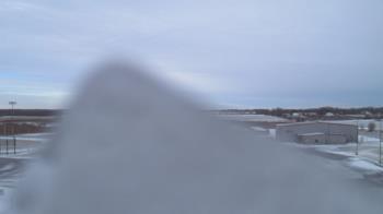 Weather camera view of Lowell MS.