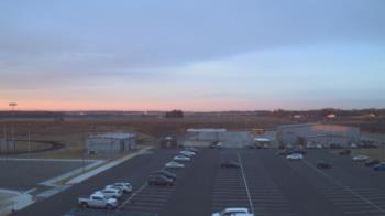 Weather camera view of Lowell MS.