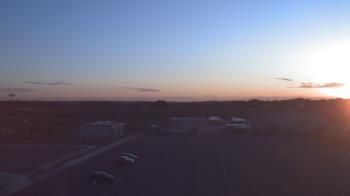 Weather camera view of Lowell MS.