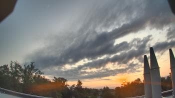 Weather camera view of Riverside HS.