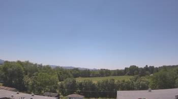 Weather camera view of Luray Middle School.