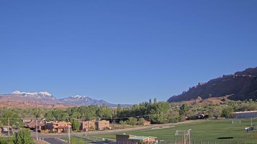 Weather camera view of Grand County HS.