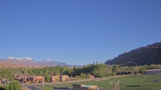 Weather camera view of Grand County HS.