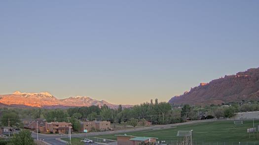 Weather camera view of Grand County HS.