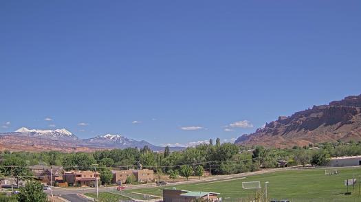 Weather camera view of Grand County HS.