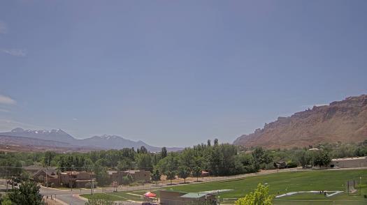 Weather camera view of Grand County HS.
