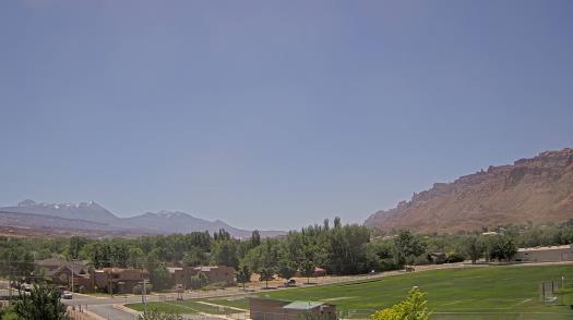 Weather camera view of Grand County HS.