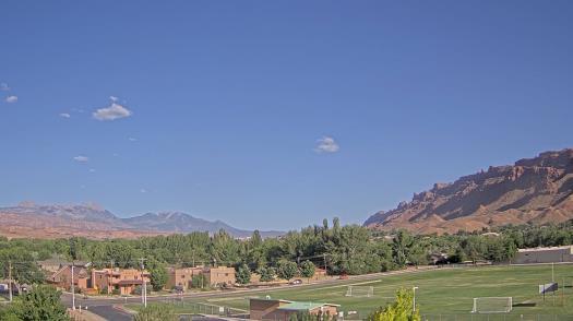 Weather camera view of Grand County HS.