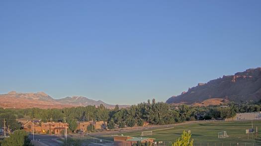 Weather camera view of Grand County HS.